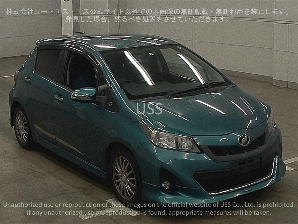 2011 TOYOTA VITZ RS